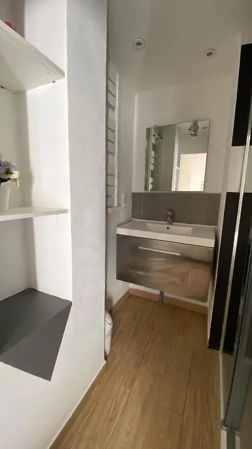 Goeland 1, Classe, Climatise, Wifi Terrasse Ombrage De 12 M2 A 150 M De La Plage Toulon 0*,